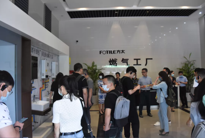 1594892011279749.png image.png